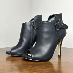 Apt. 9 Black Peep Toe Heels Size 6